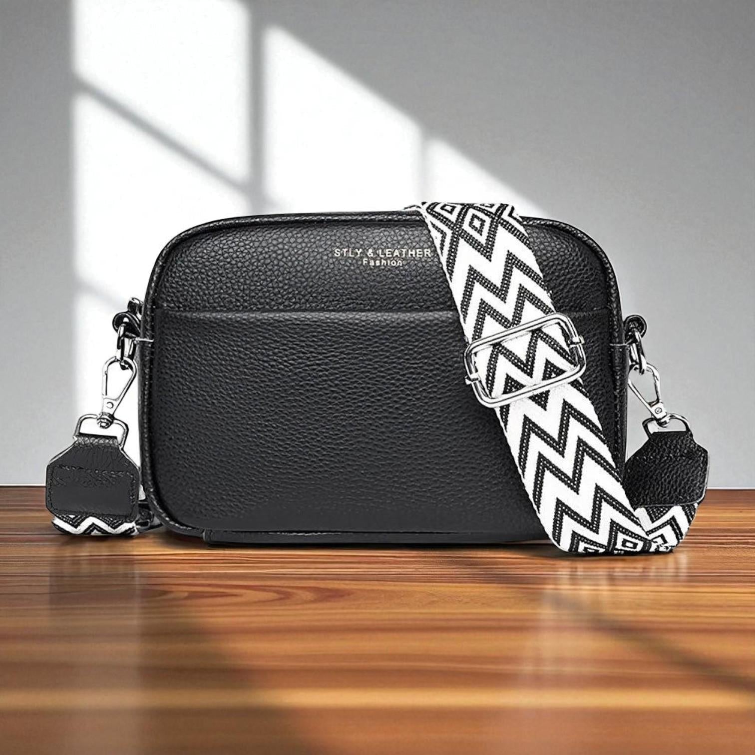Blah's Grace | Cartera de mano para mujer de tamaño preciso