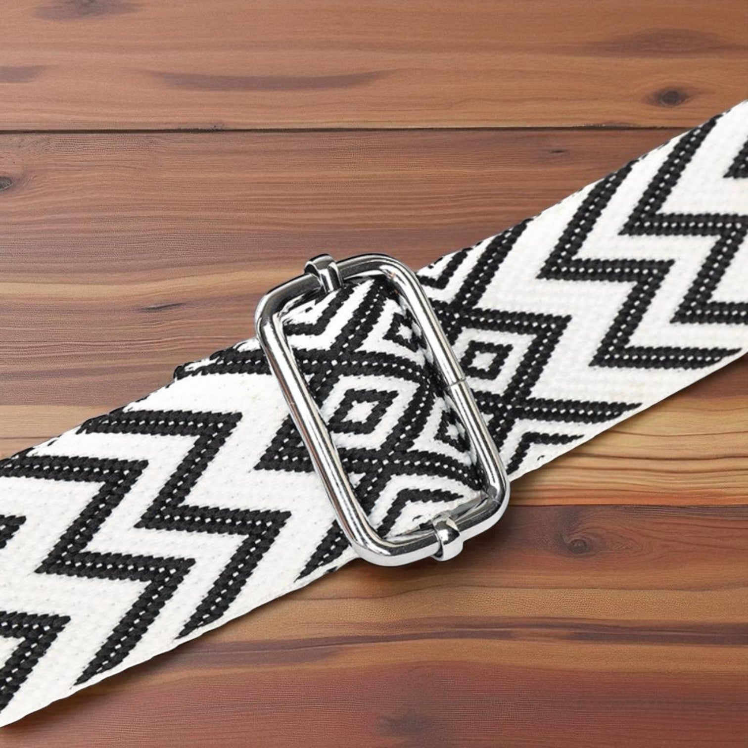 Blah's Grace | Cartera de mano para mujer de tamaño preciso