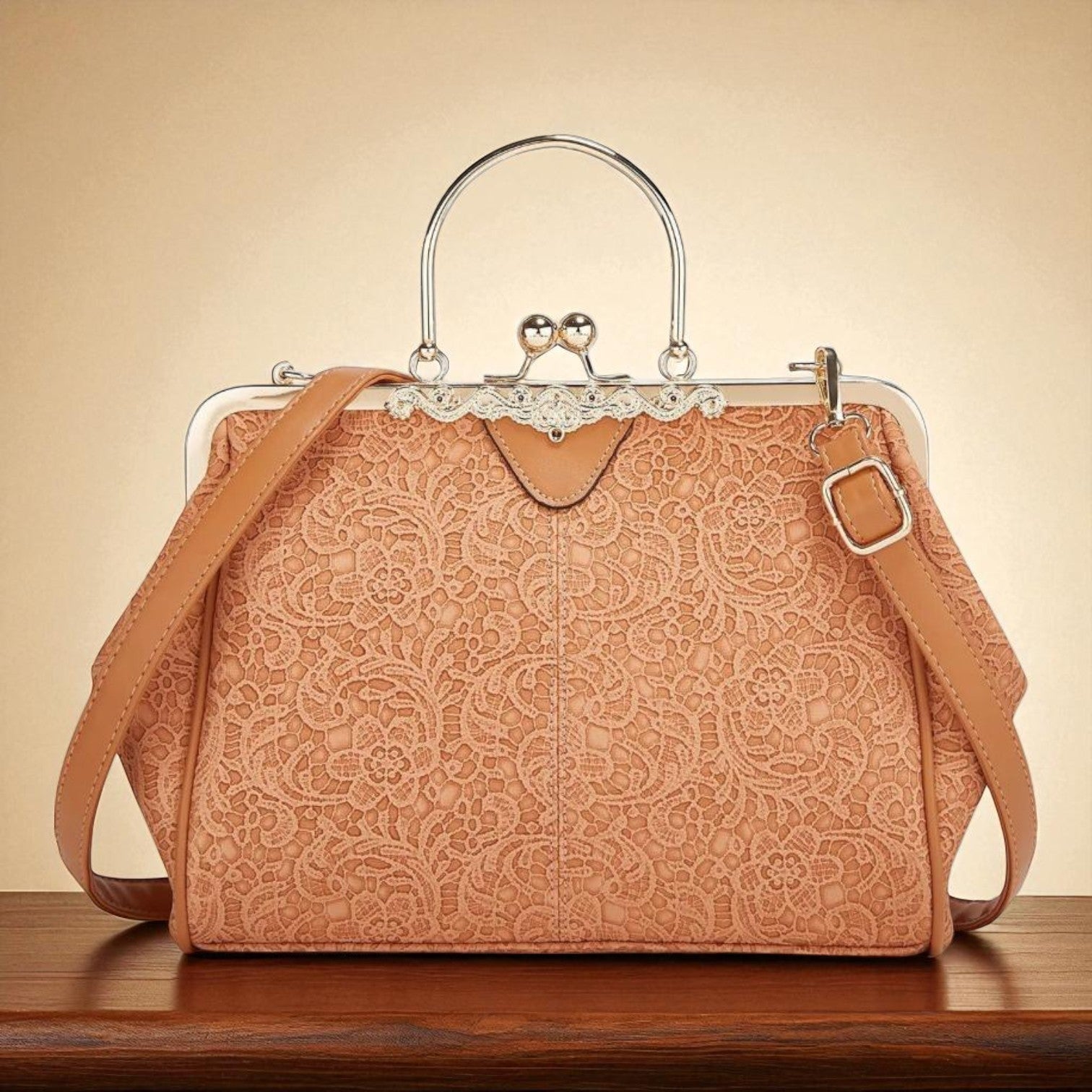 Bolso vintage con candado con llave