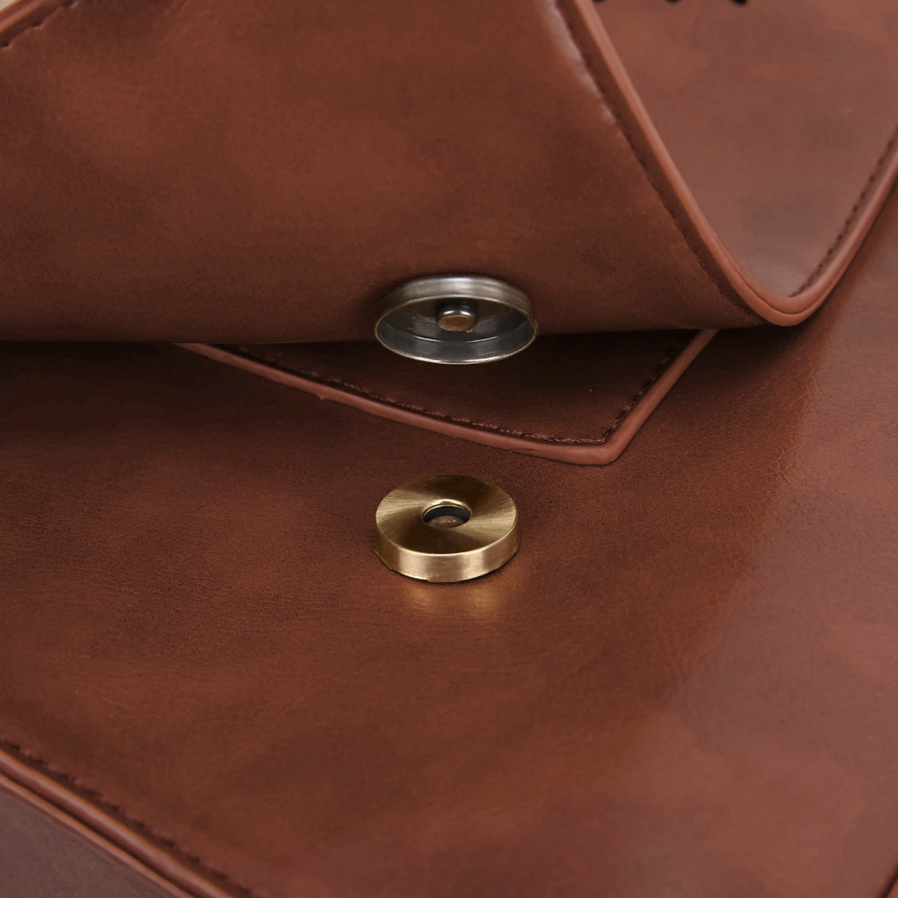 Mochila para mujer con adorno en forma de tira